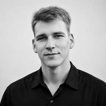 Artem, founder of Top Carousels